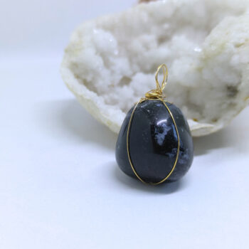 SammalAhhaadi ripats valgel taustal, Mandala ILU käsitööehe